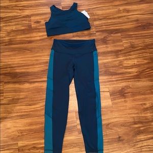 Old navy active set never worn!